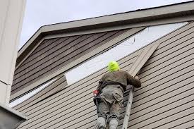 Best Insulated Siding Installation  in Jeffersonville, OH